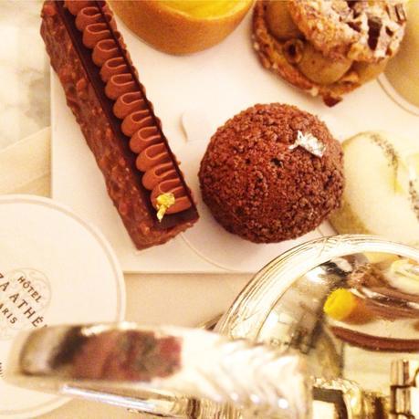 Un Goûter au Plaza Athénée
