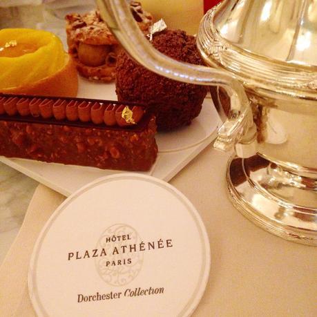 Un Goûter au Plaza Athénée