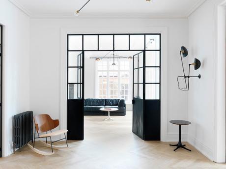 Londres / Un appartement aux nombreuses verrières /