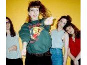 Moon, girl band excitant