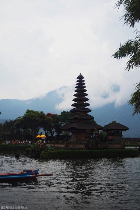 Bratan temple Bali