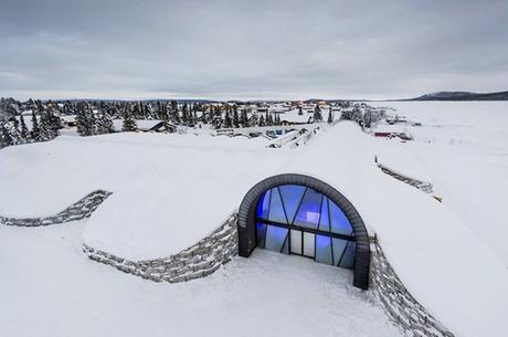 icehotel-365-jukkasjarvi-arctic-circle-sweden-12-740x492