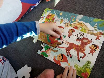 attendant Noël puzzle 