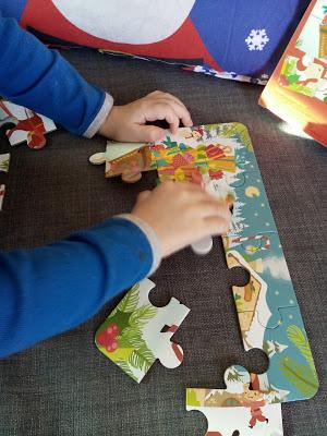 attendant Noël puzzle 