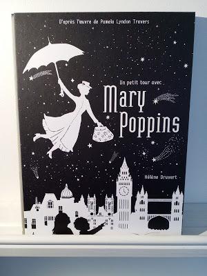 Feuilletage d'albums #34 : spécial ♥ ♥ ♥ L'imagier le plus fou du monde - Un petit tour avec Mary Poppins - Illuminature - L'abécédaire de Mr Bear