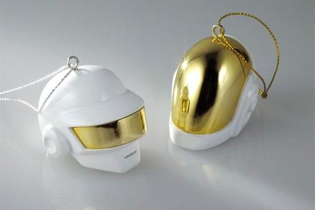 daft-punk-ornaments-01