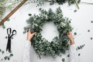 DIY Couronne de Noël Eucalyptus et/ou Sapin