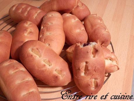 Petites brioches au lait concentré non sucré et chocolat Petites brioches au lait concentré non sucré et chocolat