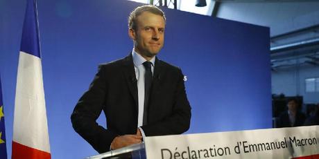Emmanuel Macron, ramasse-miettes du système politique français