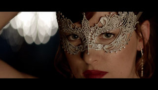 Caps du 2ème trailer de Fifty Shades Darker