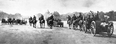 Les troupes à Versailles en 1914