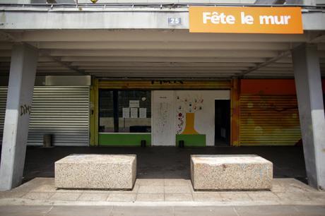 Autour du local de Fête le mur, la plupart des commerces ont fermé. © E.R Autour du local de Fête le mur, la plupart des commerces ont fermé. © E.R
