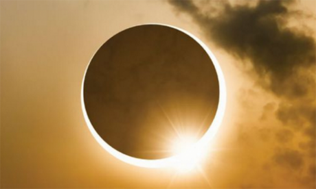 Suivez l’éclipse annulaire du Soleil en direct de La Réunion Suivez l’éclipse annulaire du Soleil en direct de La Réunion