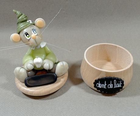 Boites à dents avec p'tite souris en porcelaine froide Boites à dents avec p'tite souris en porcelaine froide