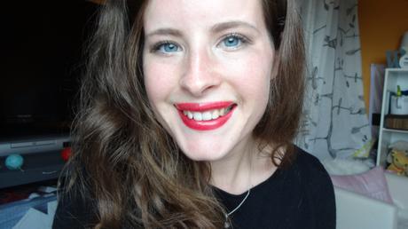 Christmas#3 – Trois idées de maquillages simples à réaliser pour les fêtes 🎅🏼