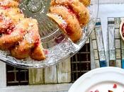 Pudding pain festif façon “Bundt cake” pralines roses, cranberries, raisins blonds rhum vanille Aubin