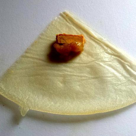 Recette de bonbons de Noël au foie gras et chutney de poire rouler-bonbons-foie-gras