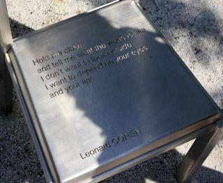 La chaise de Léonard Cohen