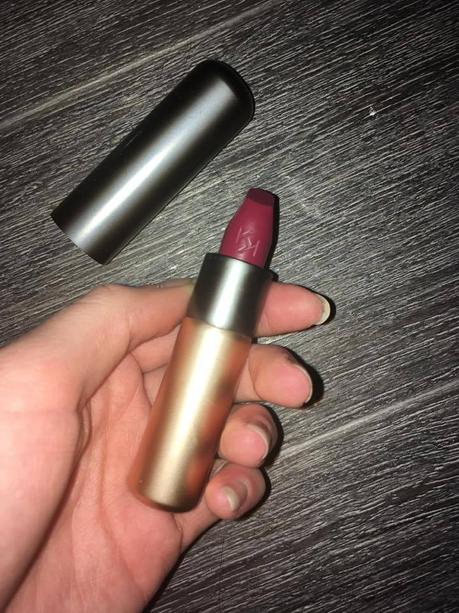 [MODE BEAUTÉ – MAKE UP] : Le maquillage parfait pour le « Black Friday » par Léa M.