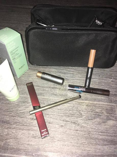[MODE BEAUTÉ – MAKE UP] : Le maquillage parfait pour le « Black Friday » par Léa M.