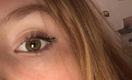 [MODE BEAUTÉ – MAKE UP] : Le maquillage parfait pour le « Black Friday » par Léa M.