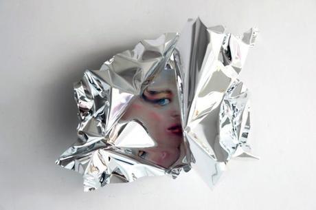 Hidden_Treasure_Oil_Paintings_on_Crumpled_Aluminum_by_Artist_Martin_C_Herbst_2016_09-768x511