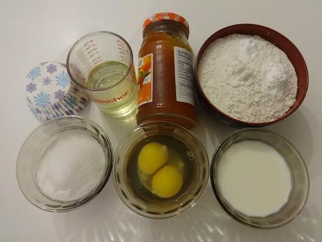 CUPCAKES À LA CONFITURE / JAM CUPCAKES / CUPCAKES CON MERMELADA / كاب كيك بالمربى