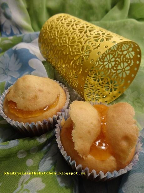 CUPCAKES À LA CONFITURE / JAM CUPCAKES / CUPCAKES CON MERMELADA / كاب كيك بالمربى