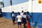 Peinture murale dans une école primaire de Kribi