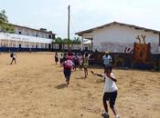 Peinture murale dans école primaire Kribi