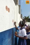 Peinture murale dans une école primaire de Kribi