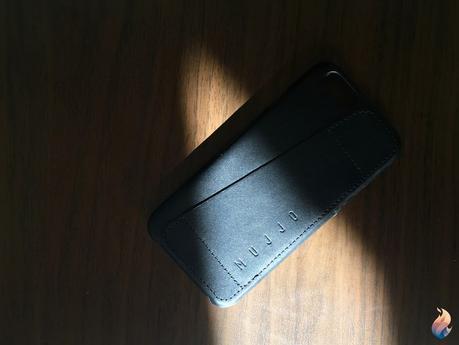 Mujjo Leather Wallet Case: l’étui-portefeuille à 80˚