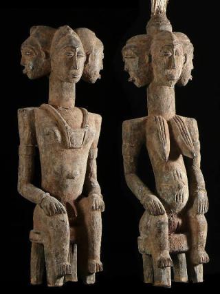 Couple-de-statues-gardiens-de-case-royale-senoufo-cote-ivoir
