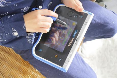 La Freaky Family Aime : La Tablette Storio Max  [ Vtech ]