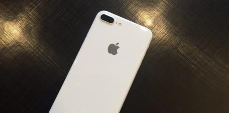 Et si Apple sortait un iPhone blanc de Jais