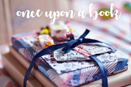 http://annabellew.blogspot.fr/2016/08/once-upon-book.html