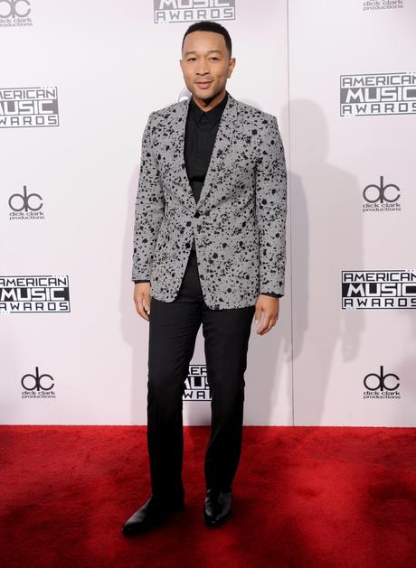 DIOR HOMME et ses célébrités en BLACK CARPET