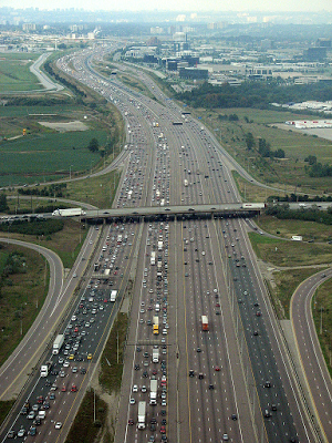 #thelancet #autoroute #démence #maladiedeparkinson #scléroseenplaques Vie à proximité des grands axes routiers et incidence de démence, de maladie de Parkinson, et de sclérose en plaques : étude de cohorte basée sur la population