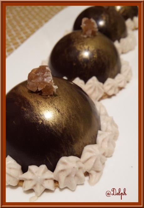 Dômes en chocolat à la mousse de marron Dômes en chocolat à la mousse de marron