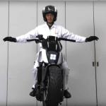 MOTEURS : Une moto autonome et fidèle
