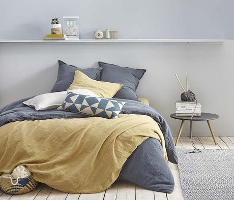 chambre jaune moutarde cosy gris clair