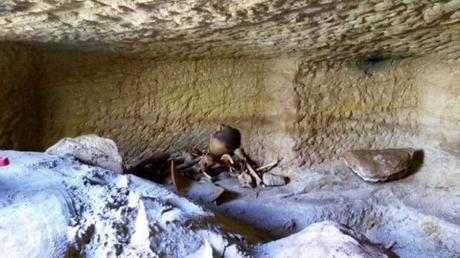 Douze anciens sites funéraires égyptiens découverts à Assouan Douze anciens sites funéraires égyptiens découverts à Assouan