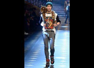 MILAN FASHION WEEK : 51 influenceurs défilent pour Dolce & Gabbana MILAN FASHION WEEK : 51 influenceurs défilent pour Dolce & Gabbana