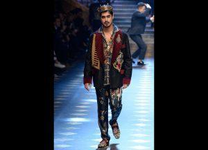 MILAN FASHION WEEK : 51 influenceurs défilent pour Dolce & Gabbana MILAN FASHION WEEK : 51 influenceurs défilent pour Dolce & Gabbana