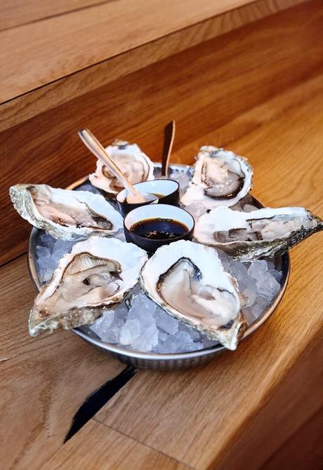 ISTR restaurant bar Paris Oysters huîtres