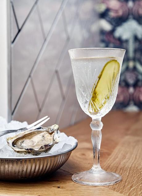 ISTR Bar Paris Cocktail Skildrenk Martini ISTR Bar Paris Cocktail Skildrenk Martini