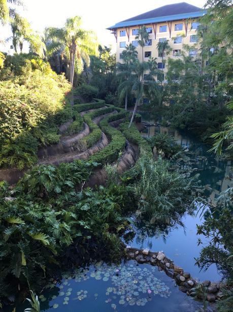 Loews Royal Pacific Resort 