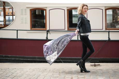 foulard-la-nuit-carre-d-amour