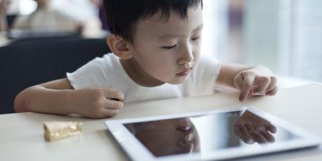 Enfin une App sur iPhone et iPad qui propose du contenu personnalisé aux enfants de 3 à 11 ans