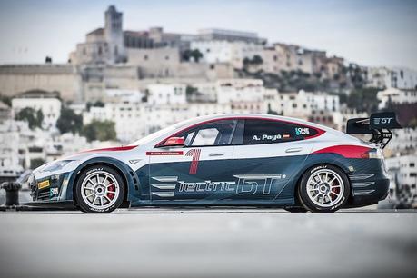 Electric GT: TESLA S RACE CAR